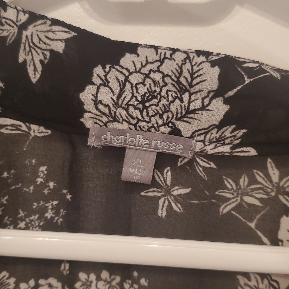 Sheer Floral Blouse - Picture 3 of 4